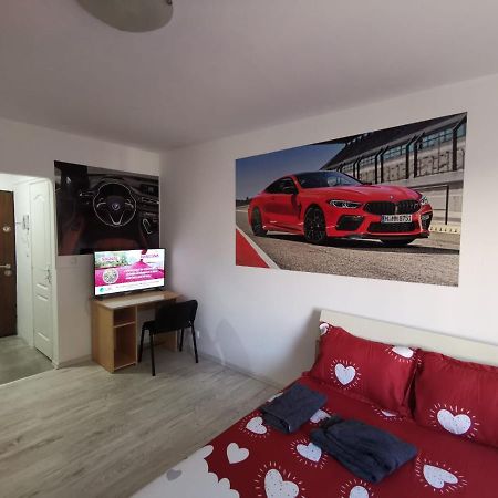 Bmw Studio Apartamento Bucareste Exterior foto
